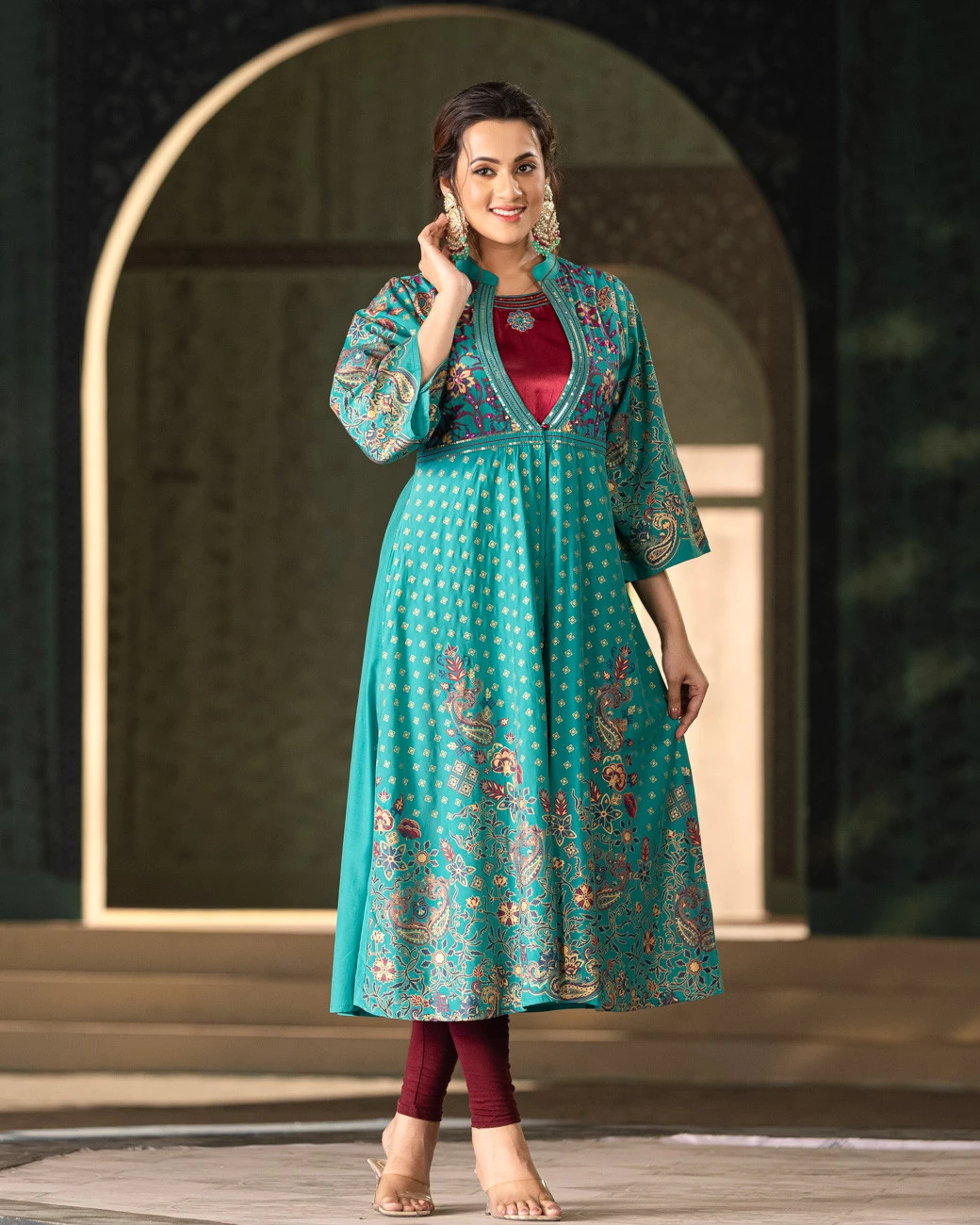 WOMENS WOVEN KURTI